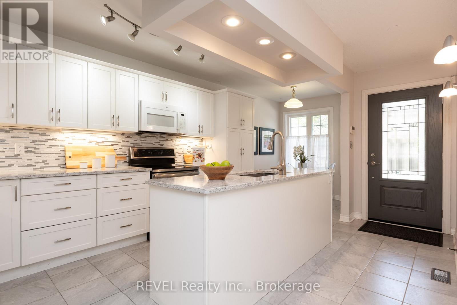 49 - 275 Pelham Road, St. Catharines, Ontario  L2S 3B9 - Photo 5 - X13222388