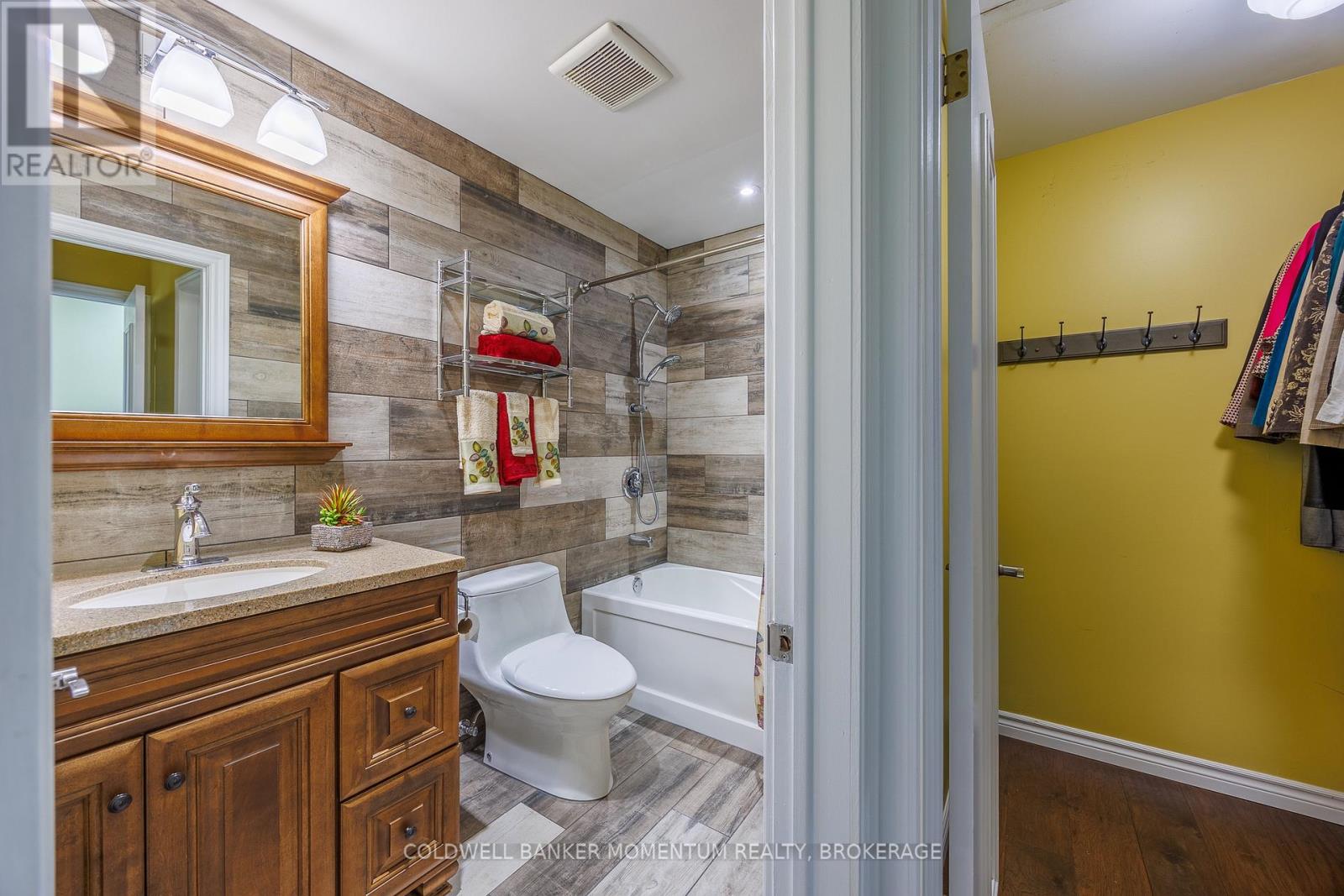 1285 Cockshutt Road, R.r. # 4 Road, Norfolk, Ontario  N3Y 4K3 - Photo 28 - X12966334