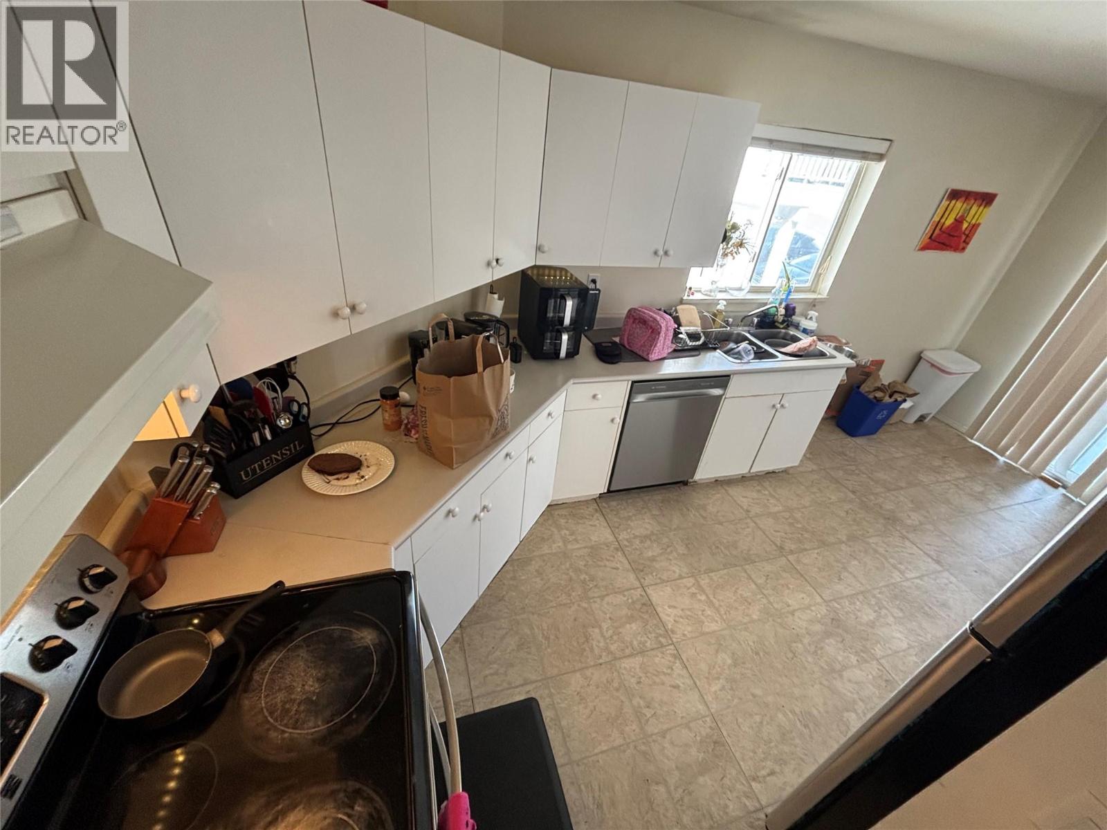 741 Dunrobin Drive, Kamloops, British Columbia  V1S 1V9 - Photo 16 - 10389605