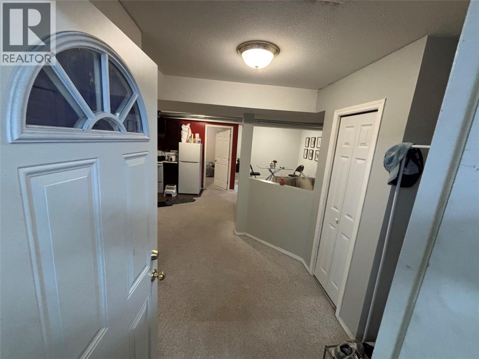 741 Dunrobin Drive, Kamloops, British Columbia  V1S 1V9 - Photo 3 - 10389605
