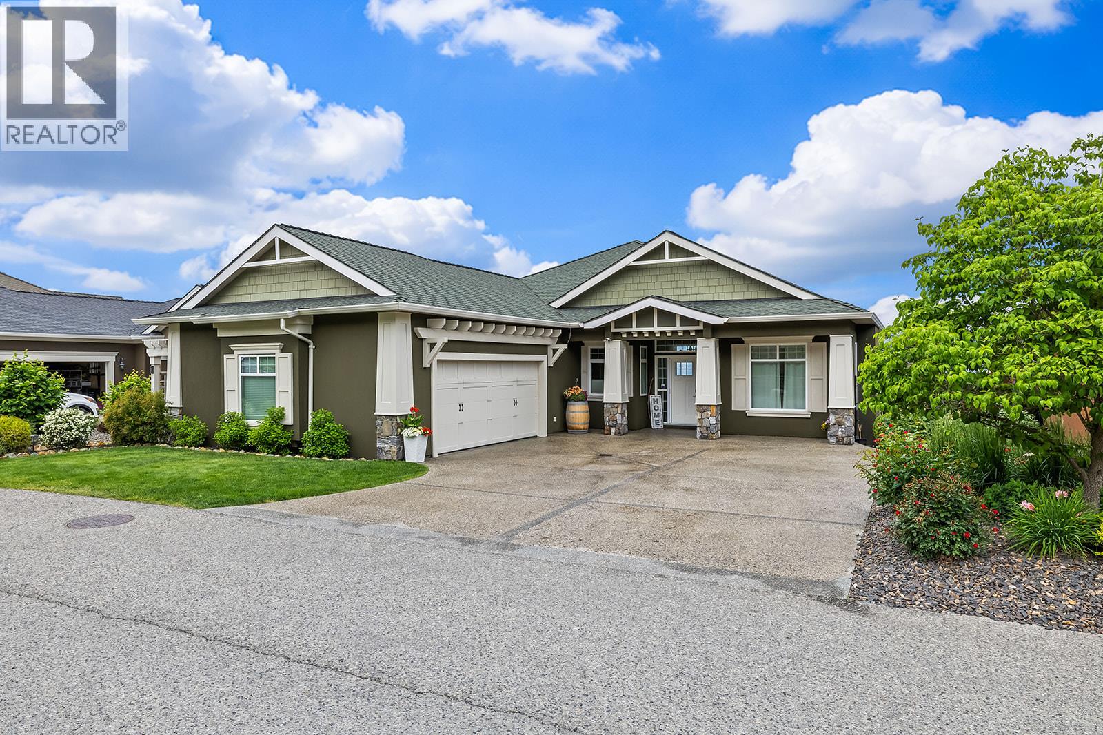 629 Almandine Court, Kelowna, British Columbia  V1W 4Z5 - Photo 4 - 10388247