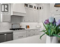 629 Almandine Court, Kelowna, British Columbia  V1W 4Z5 - Photo 10 - 10388247