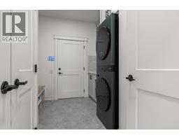 629 Almandine Court, Kelowna, British Columbia  V1W 4Z5 - Photo 37 - 10388247