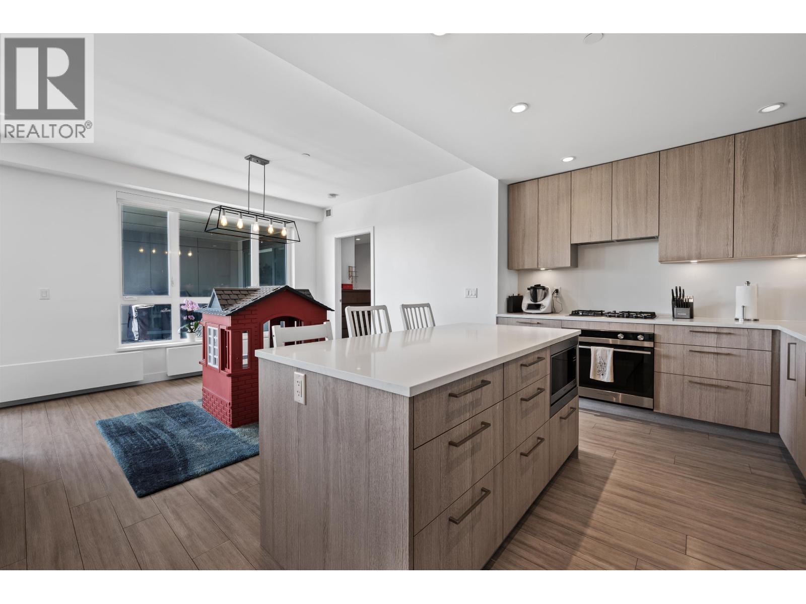 306 707 E 3rd Street, North Vancouver, British Columbia  V7L 1G8 - Photo 9 - R3130109