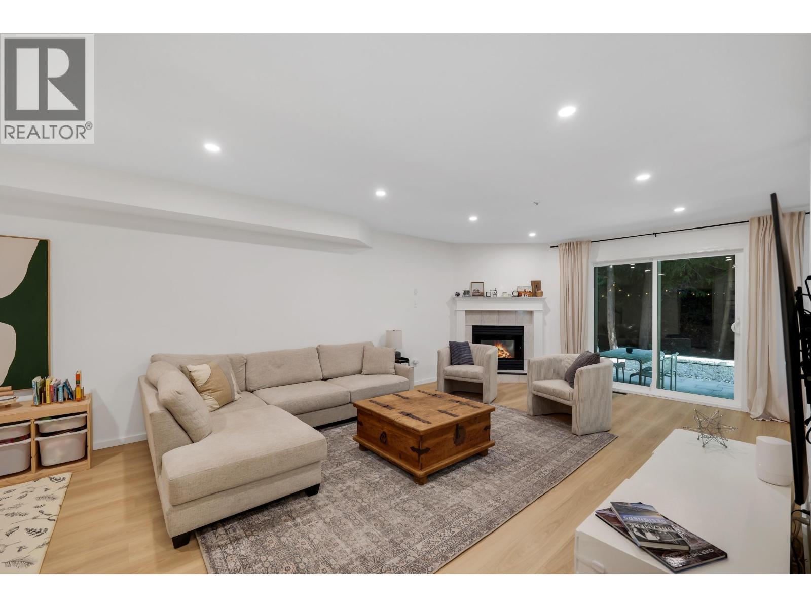 46 2401 Mamquam Road, Squamish, British Columbia  V8B 0H6 - Photo 2 - R3130126