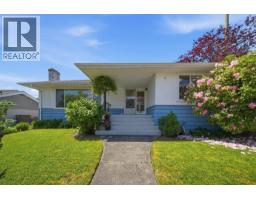 937 CHESTNUT STREET, New Westminster, British Columbia