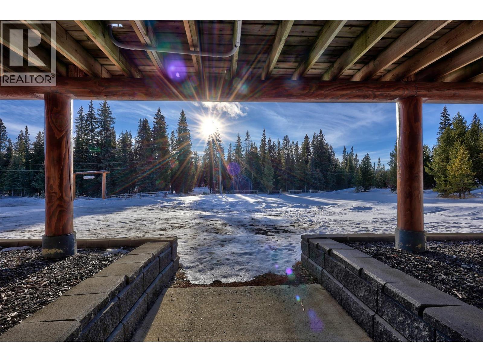 4889 Pine Ridge Way