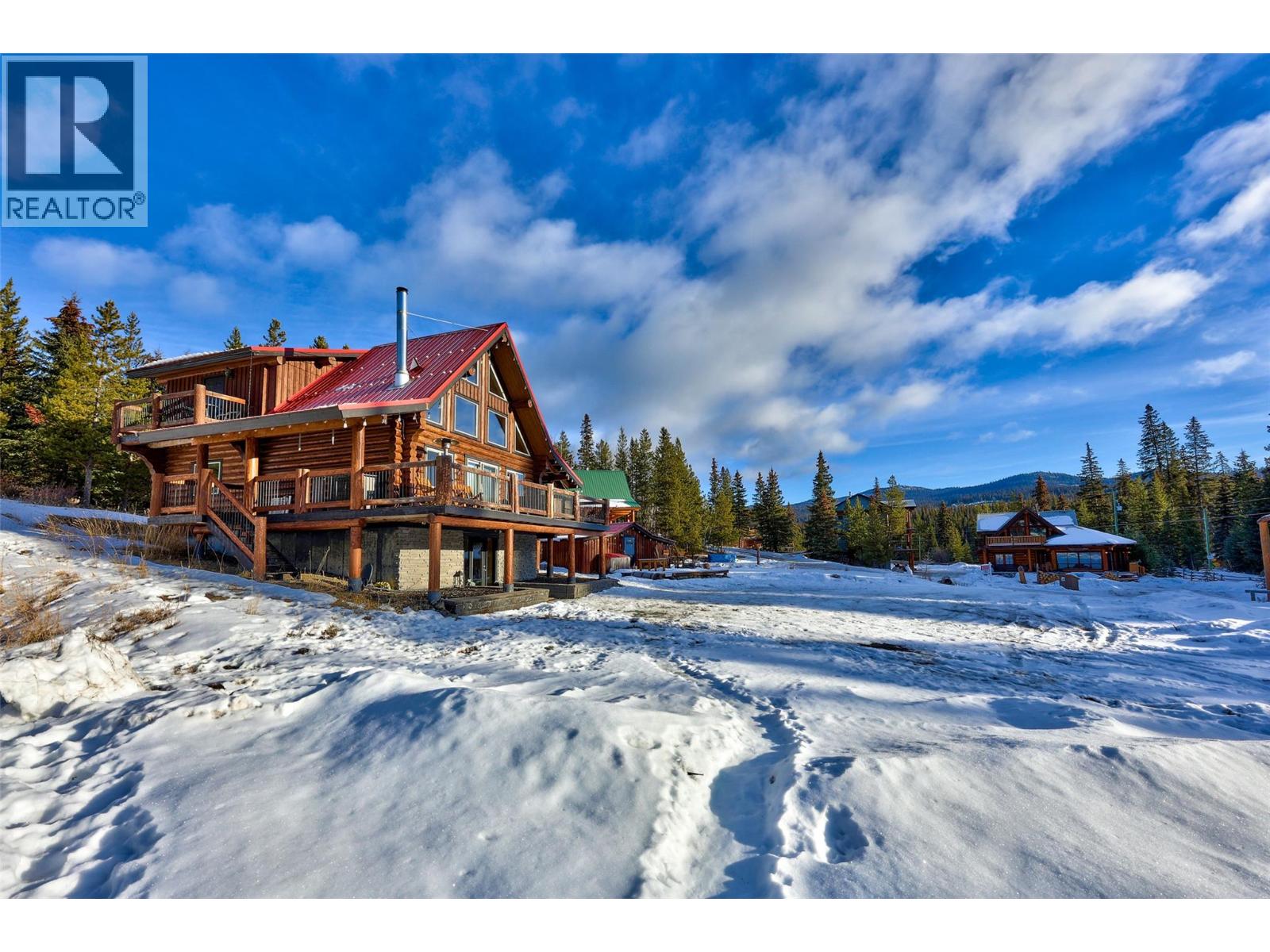 4889 Pine Ridge Way