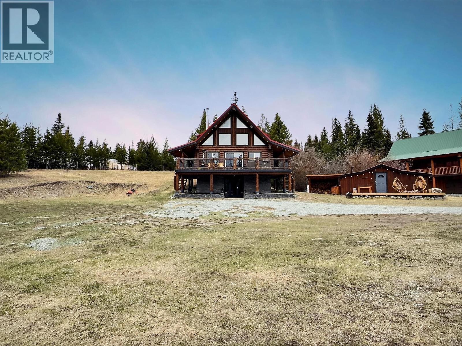 4889 Pine Ridge Way