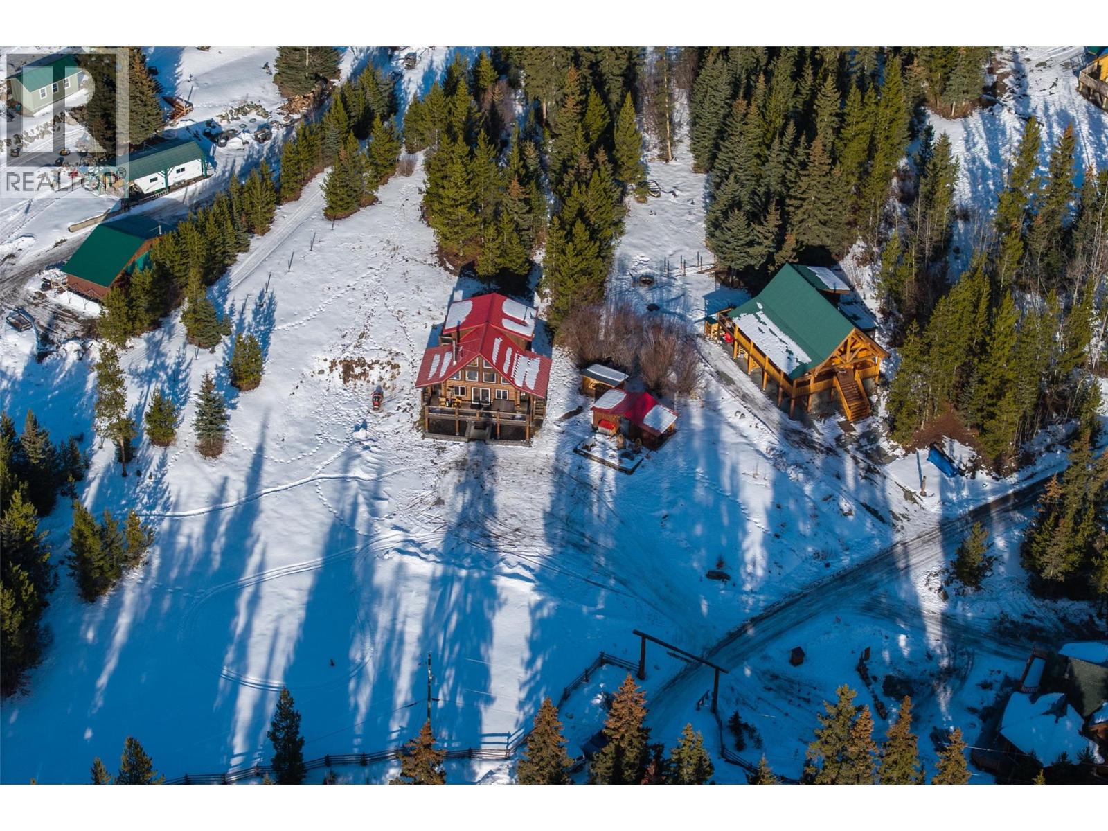 4889 Pine Ridge Way
