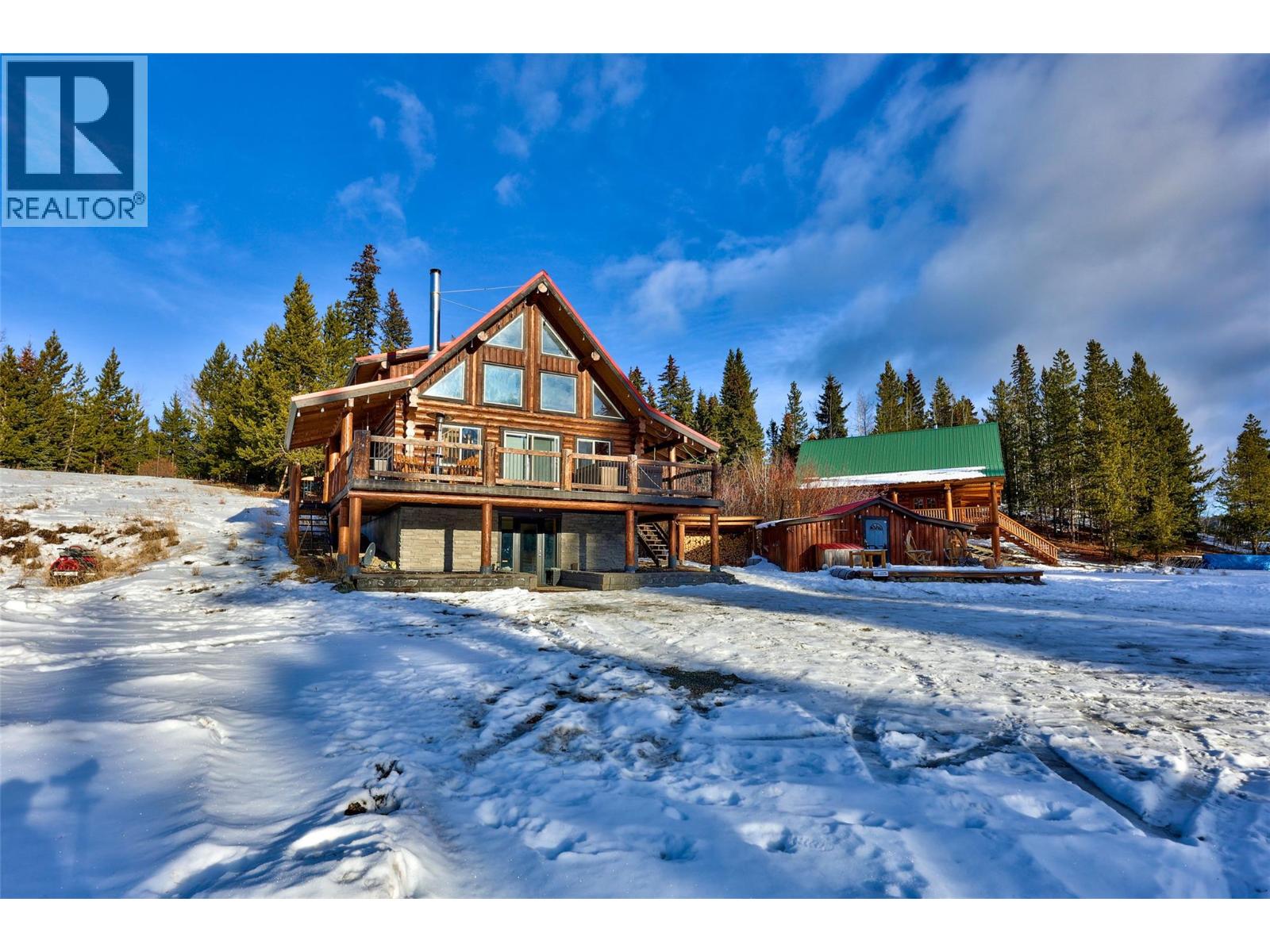 4889 Pine Ridge Way