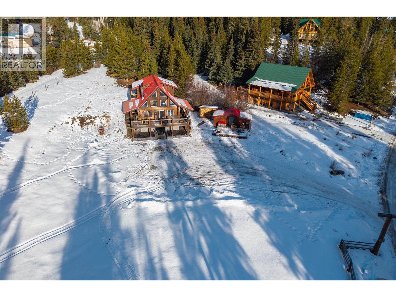4889 Pine Ridge Way