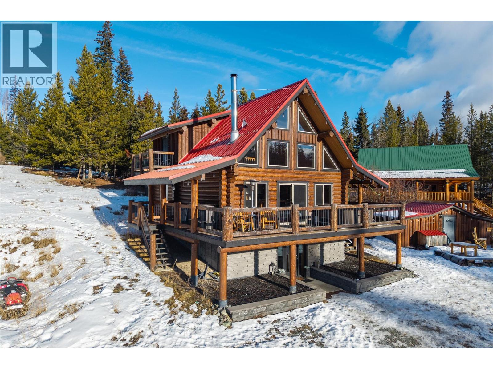 4889 Pine Ridge Way