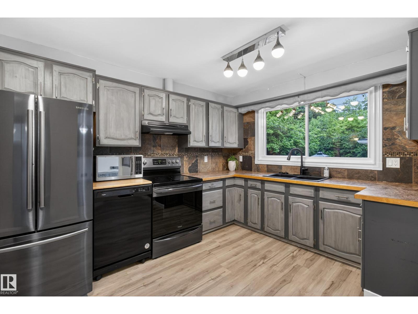 302 Fir St, Sherwood Park, Alberta  T8A 2B3 - Photo 11 - E4491100