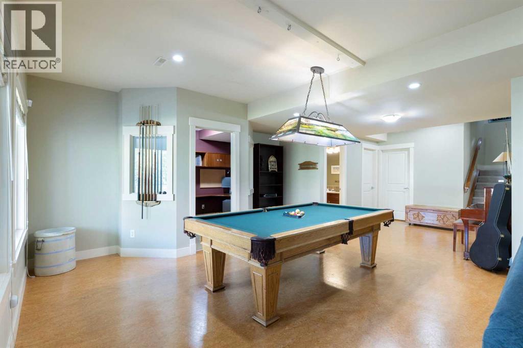 7 Discovery Ridge Cove Sw, Calgary, Alberta  T2H 4Y1 - Photo 37 - A2314898