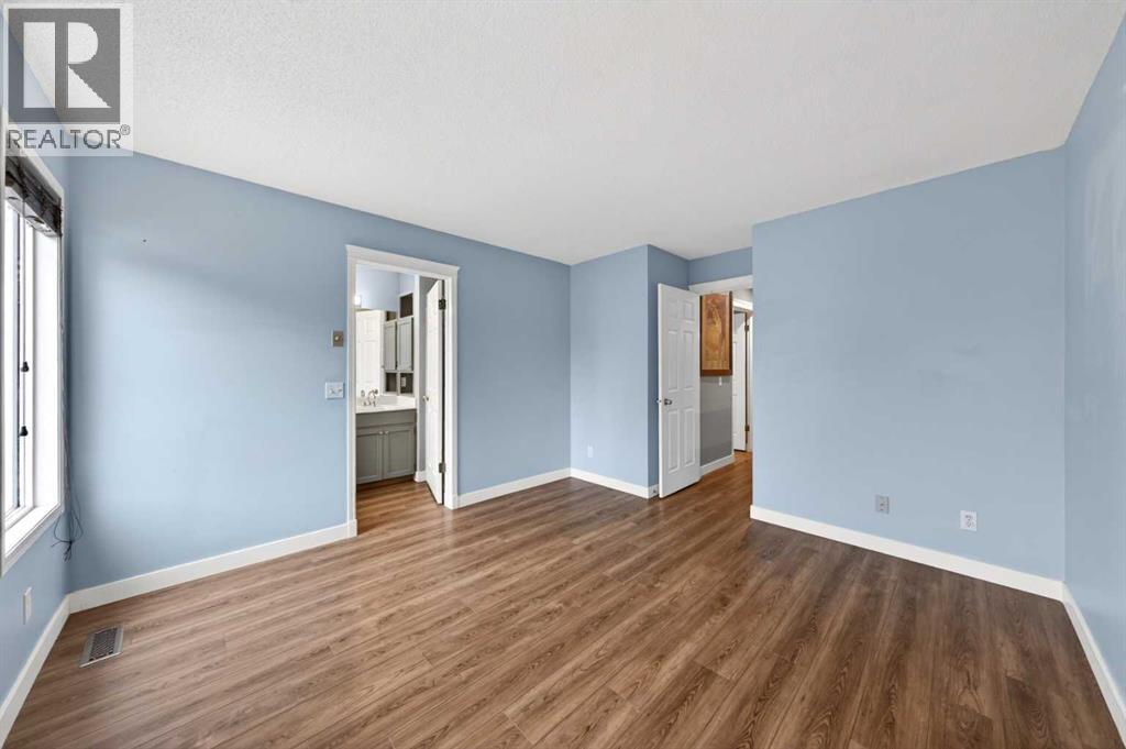 28 Shawfield Way Sw, Calgary, Alberta  T2Y 2X9 - Photo 20 - A2316495