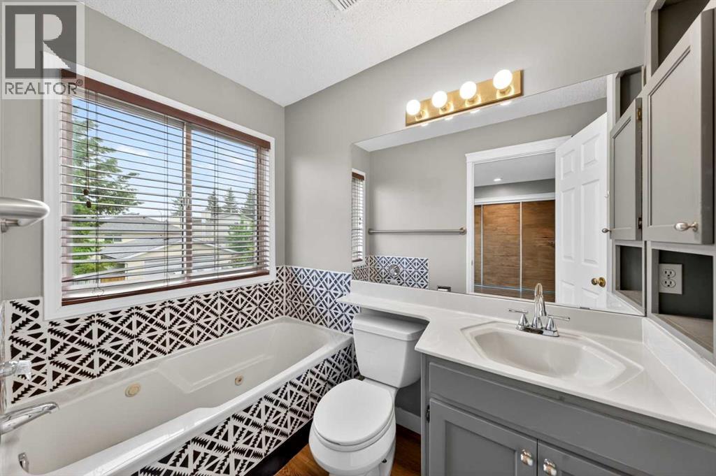 28 Shawfield Way Sw, Calgary, Alberta  T2Y 2X9 - Photo 21 - A2316495