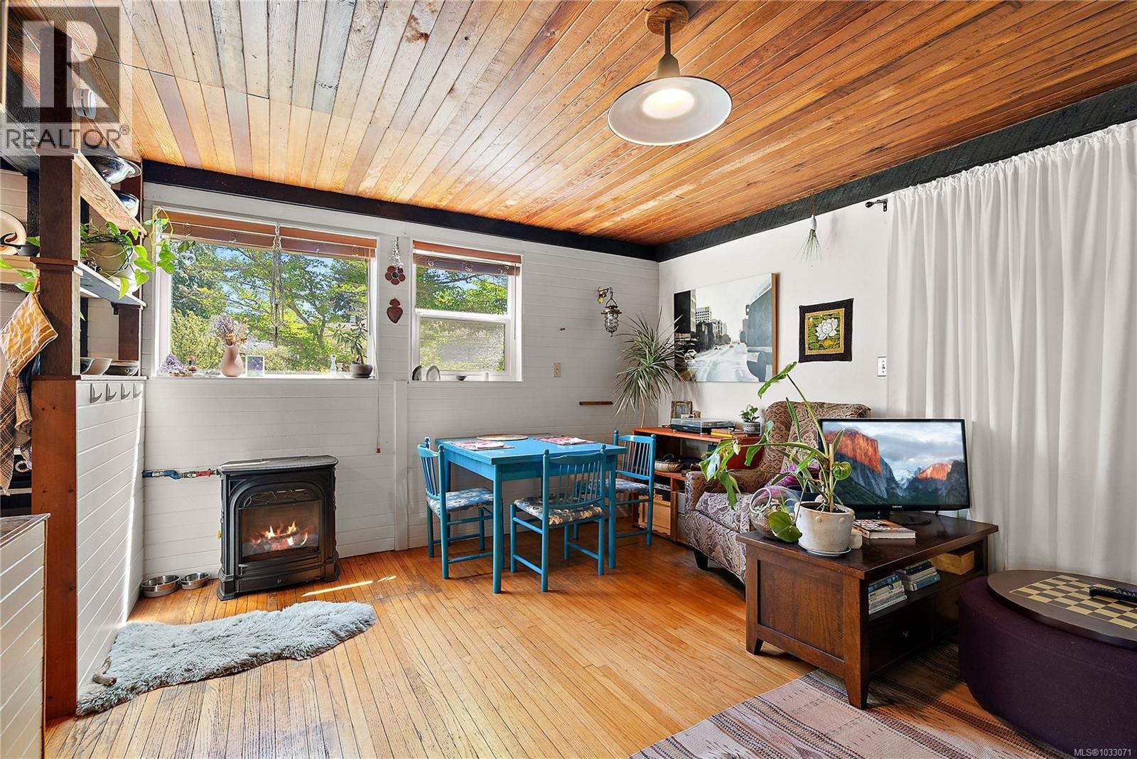 1736 Haultain St, Victoria, British Columbia  V8R 2L2 - Photo 46 - 1033071