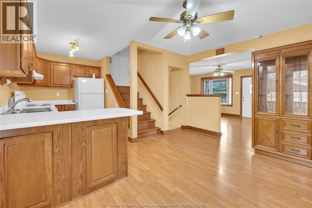 12353 Tecumseh Road East, Tecumseh, Ontario  N8N 1M5 - Photo 5 - 26012679