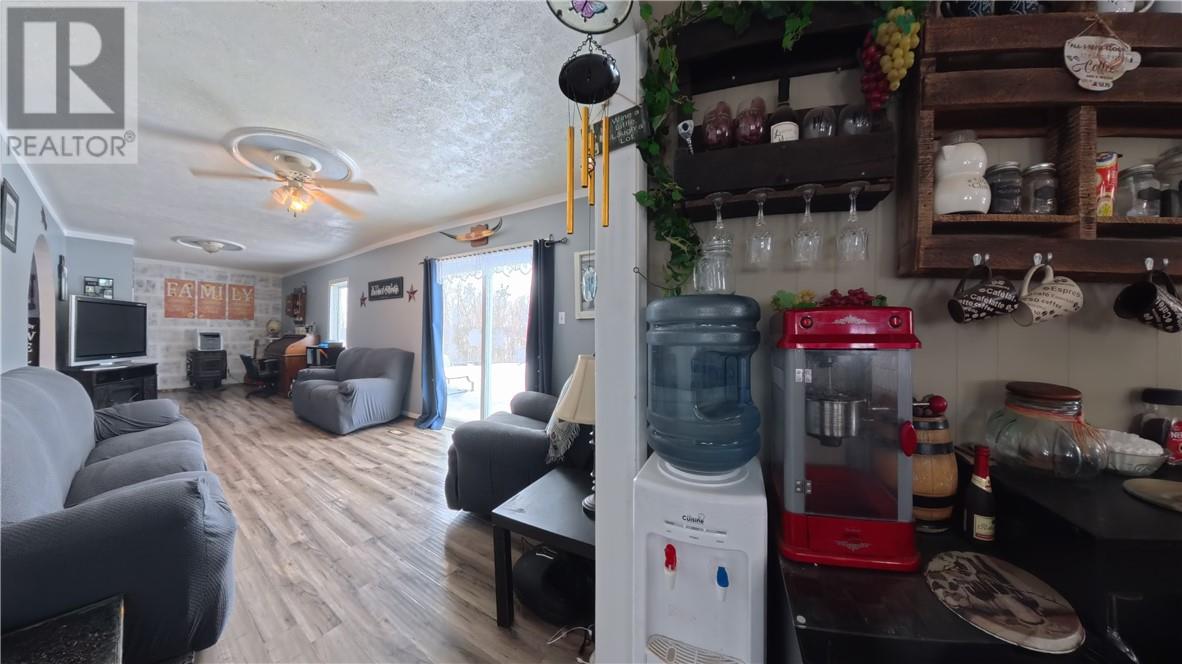 15339 Hwy 6, Manitowaning, Ontario  P0P 1N0 - Photo 22 - 2126114