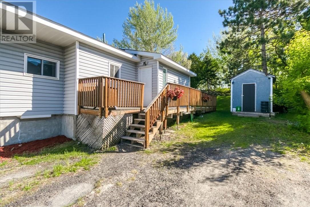 904 Bancroft Drive, Sudbury, Ontario  P3B 1P7 - Photo 3 - 2128202