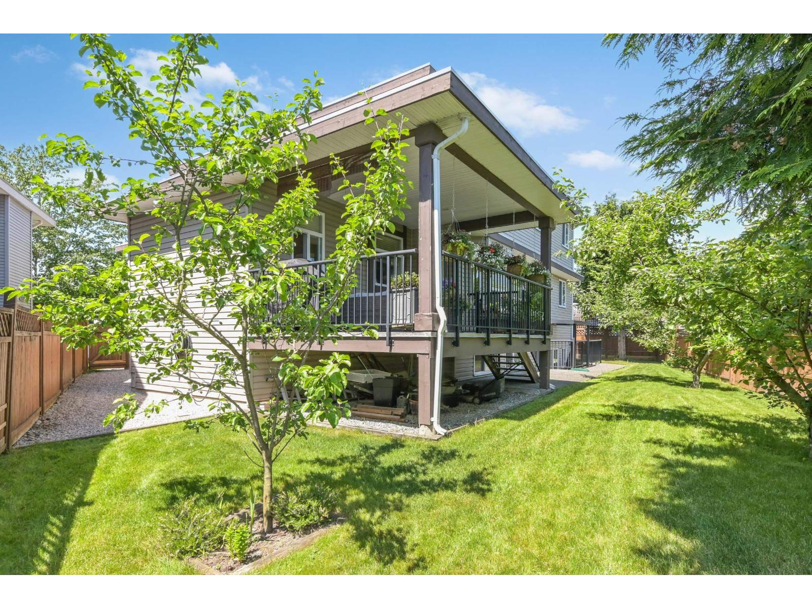 19698 71b Avenue, Langley, British Columbia  V2Y 3A4 - Photo 38 - R3129824