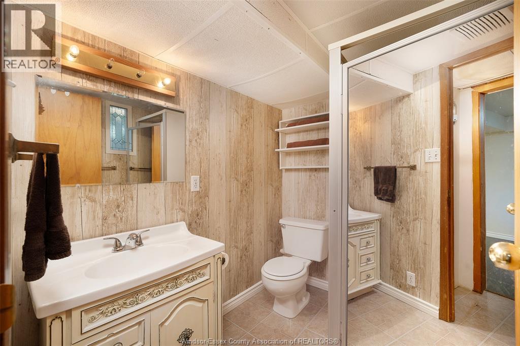 3668 Mckay, Windsor, Ontario N9E 2S2 - Photo 35 - 26012625