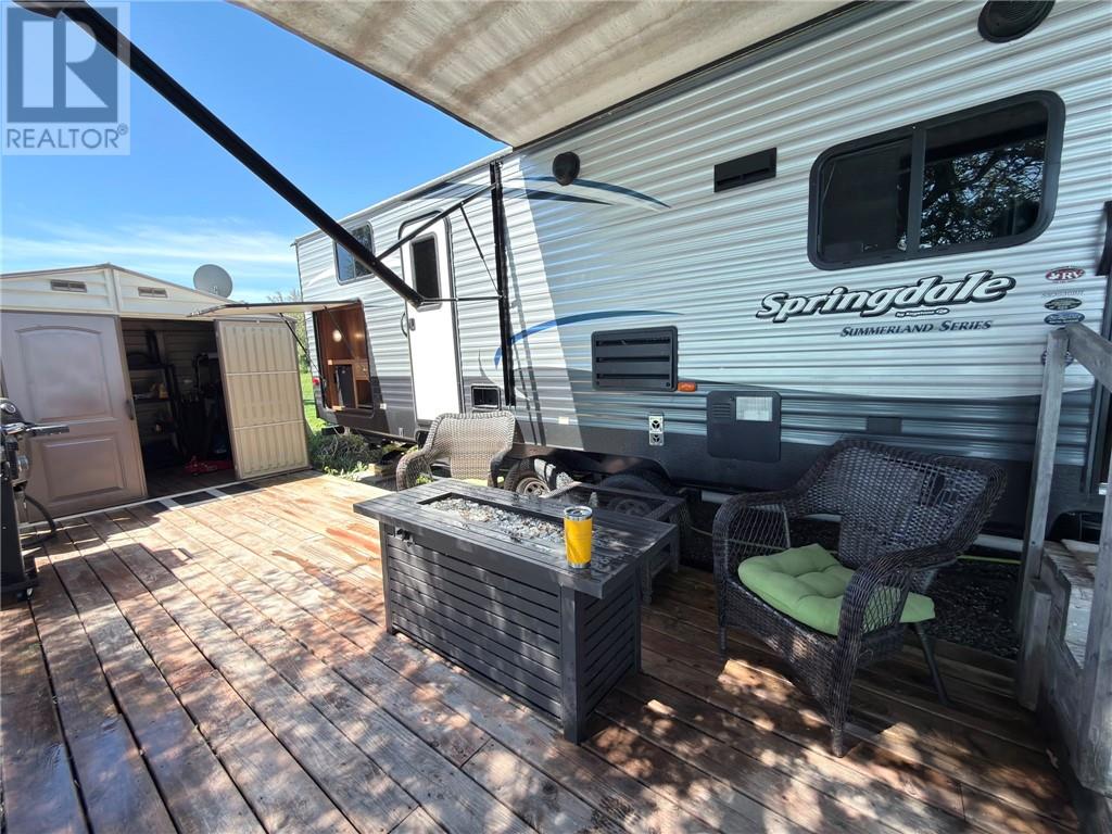 732 Monument Road Unit# 10, Spring  Bay, Ontario  P0P 2B0 - Photo 2 - 2128217