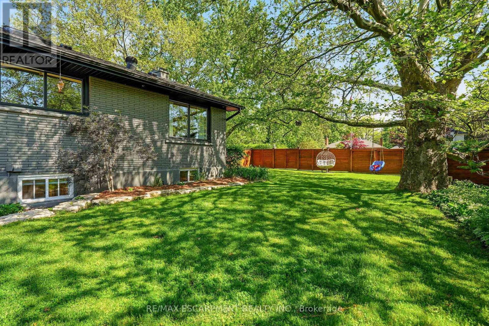 600 Deborah Crescent, Burlington, Ontario  L7T 2N1 - Photo 28 - W13220794