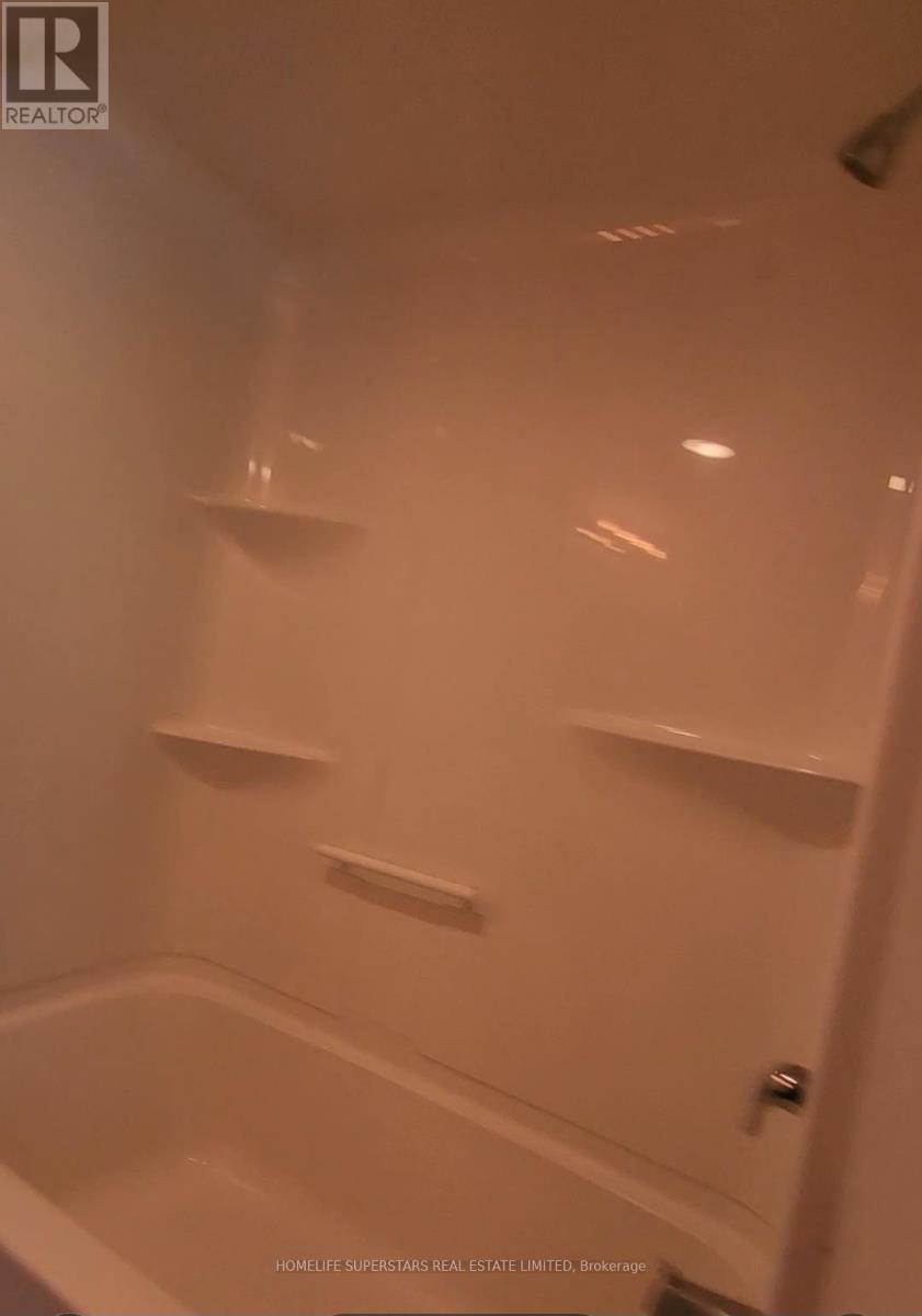 H 207 - 275 Larch Street, Waterloo, Ontario  N2L 3R2 - Photo 15 - X13027786