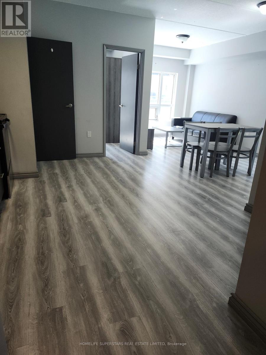 H 207 - 275 Larch Street, Waterloo, Ontario  N2L 3R2 - Photo 6 - X13027786