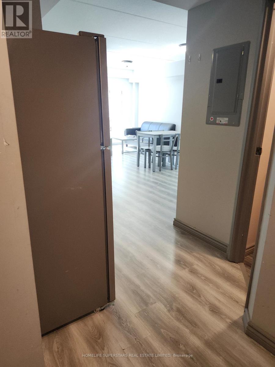 H 207 - 275 Larch Street, Waterloo, Ontario  N2L 3R2 - Photo 24 - X13027786