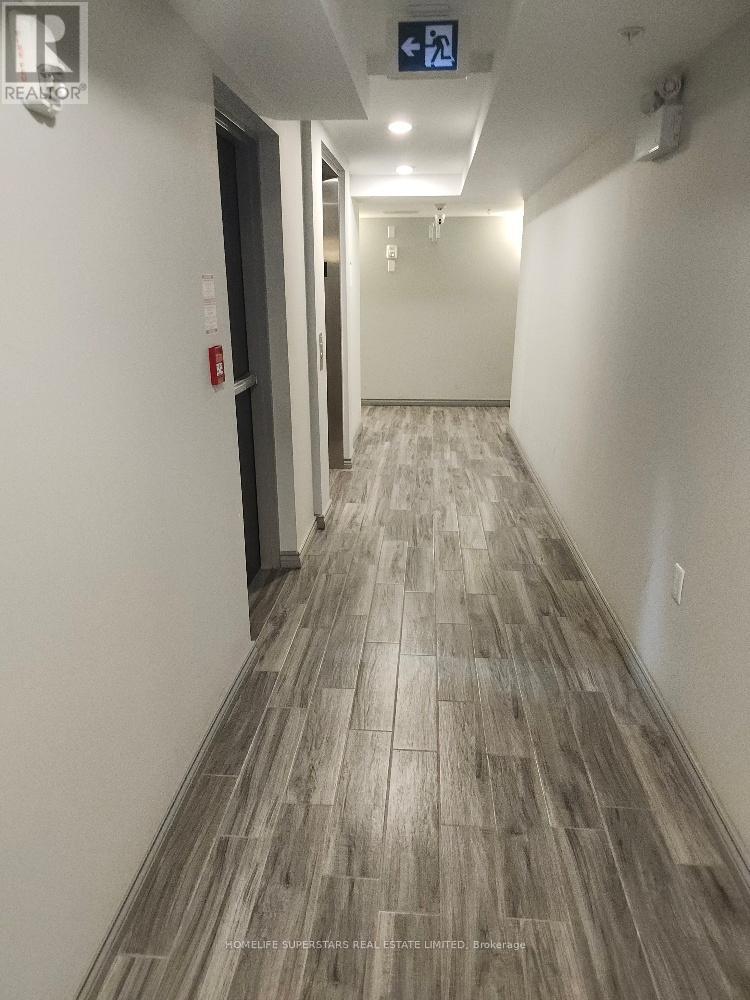H 207 - 275 Larch Street, Waterloo, Ontario  N2L 3R2 - Photo 4 - X13027786