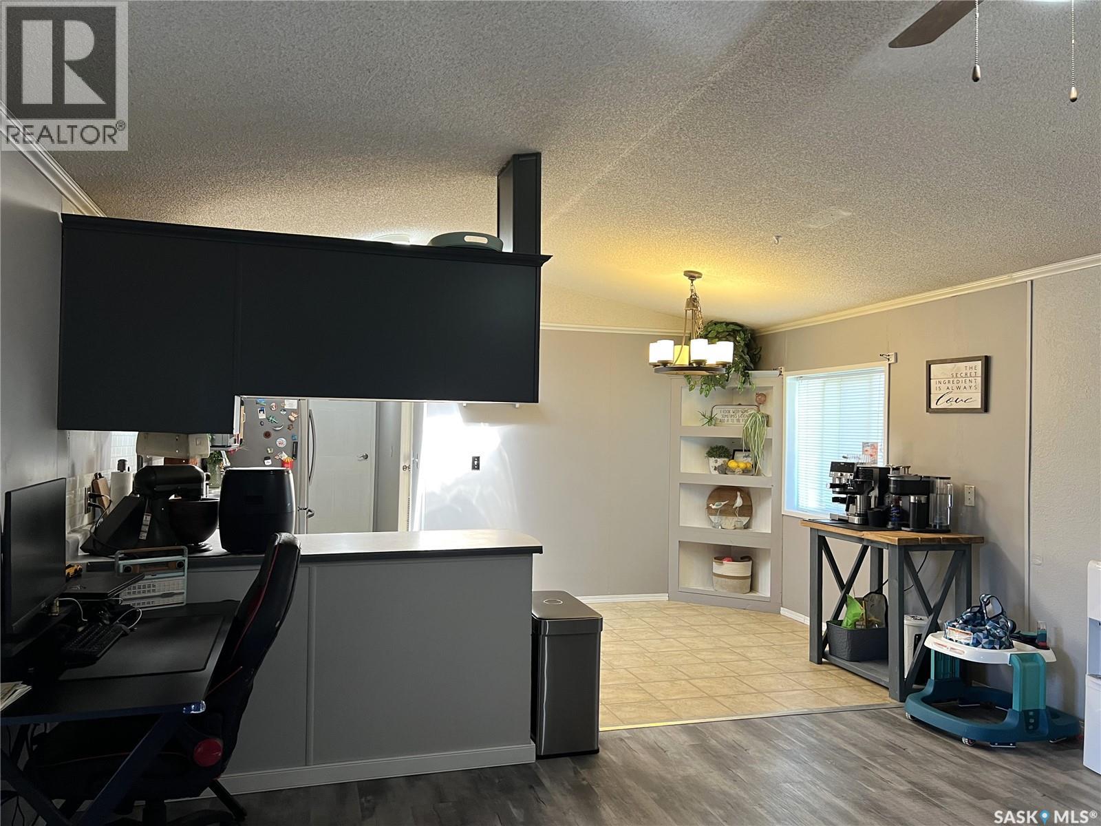 620 7th Avenue E, Meadow Lake, Saskatchewan S9X 1J3 - Photo 7 - SK037794