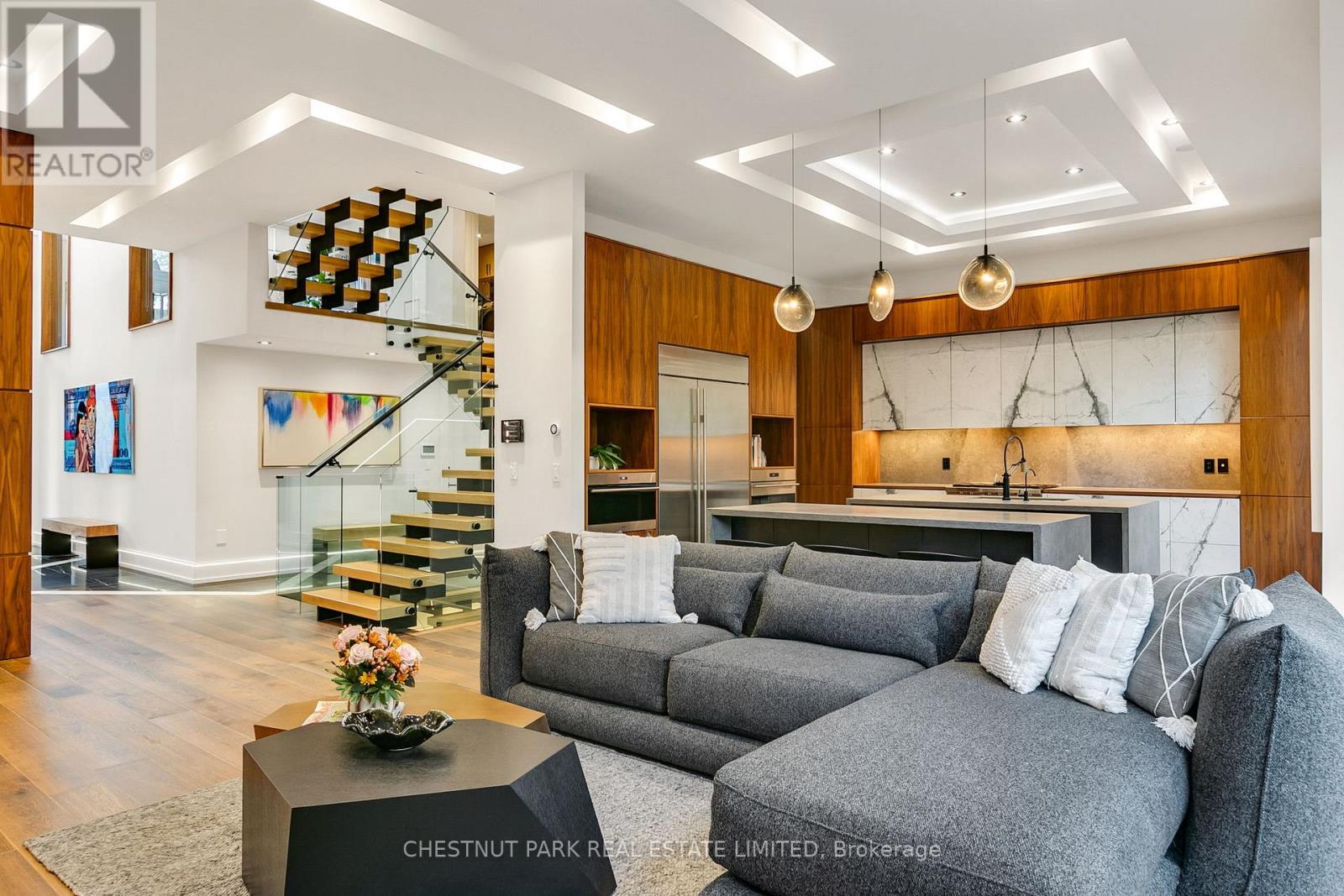514 Douglas Avenue, Toronto, Ontario  M5M 1H5 - Photo 14 - C13222358