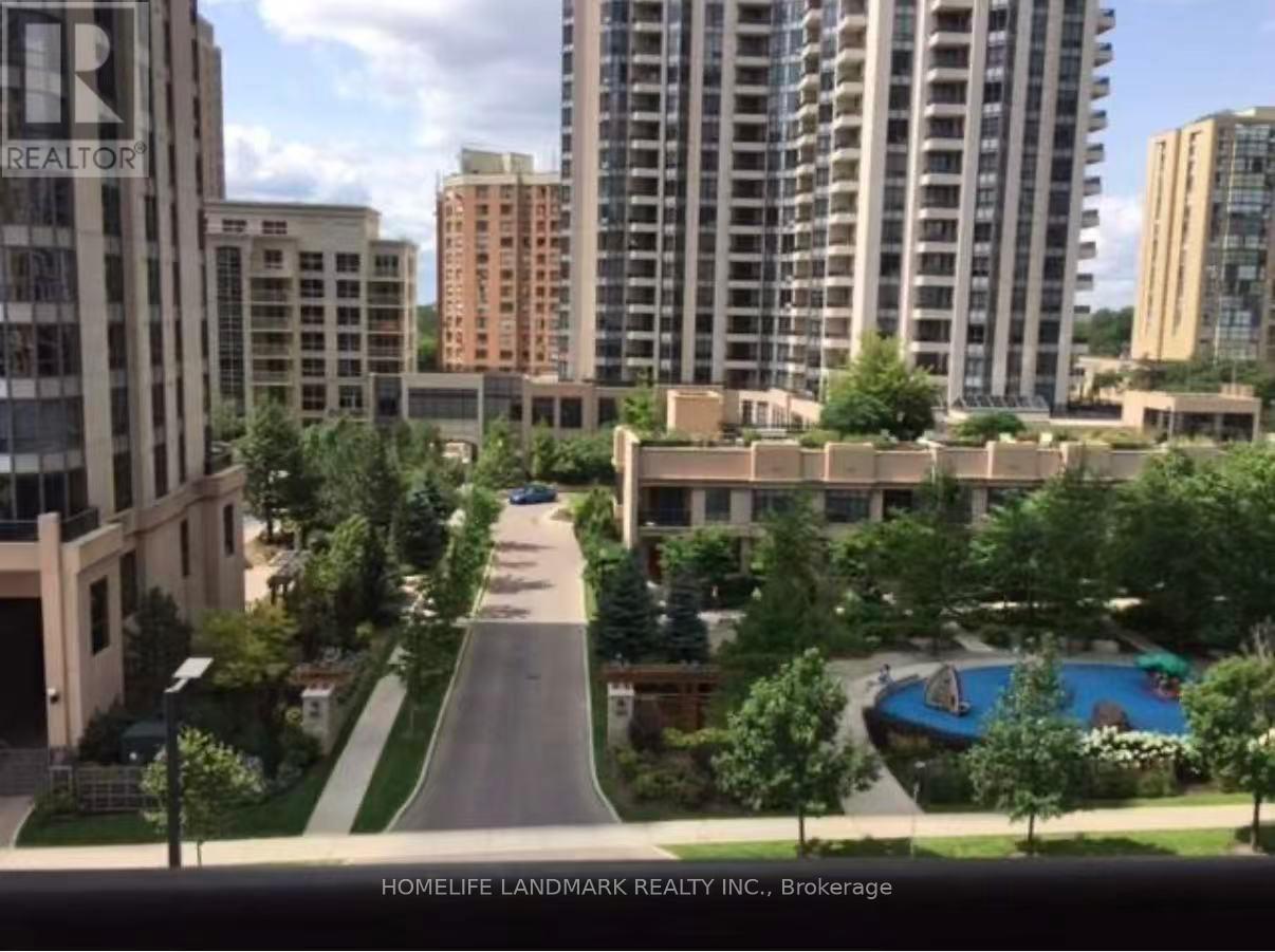 806 - 18 Sommerset Way, Toronto, Ontario  M2N 6X5 - Photo 11 - C13222376