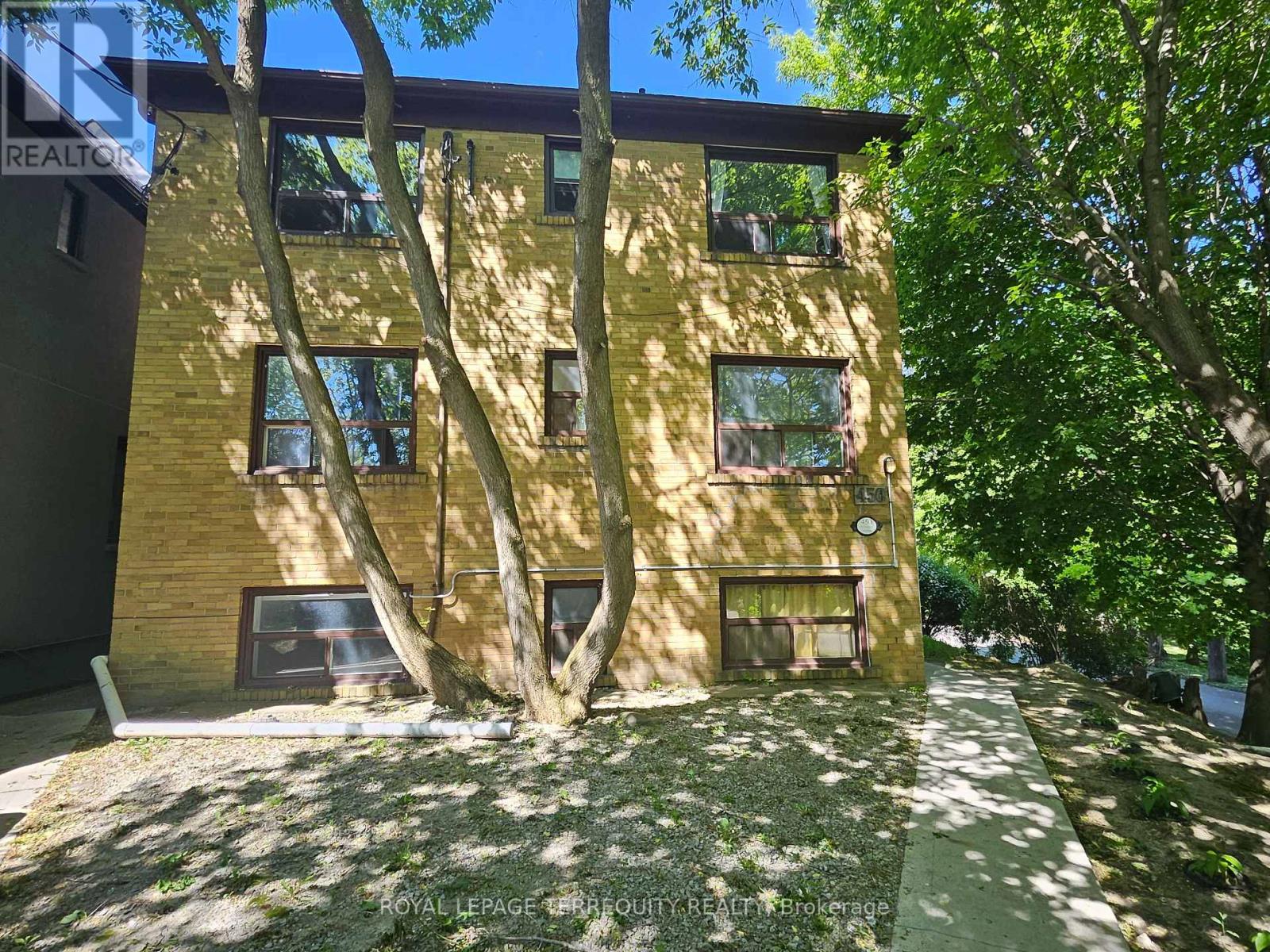 3 - 450 Arlington Avenue, Toronto, Ontario  M6C 3A2 - Photo 2 - C13222382