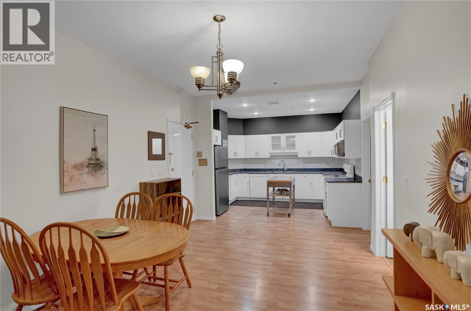 208 1901 Victoria Avenue, Regina, Saskatchewan  S4P 3R4 - Photo 11 - SK037714