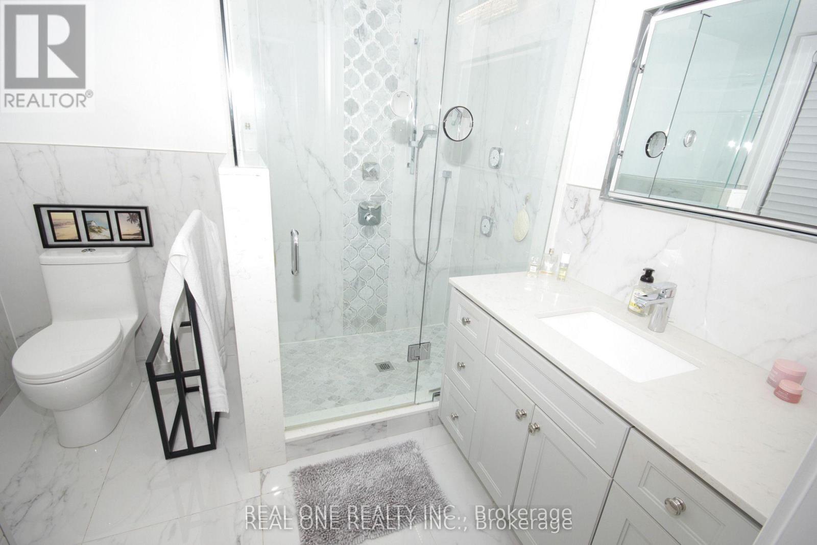 36 Binscarth Road, Toronto, Ontario  M4W 1Y1 - Photo 18 - C13222450