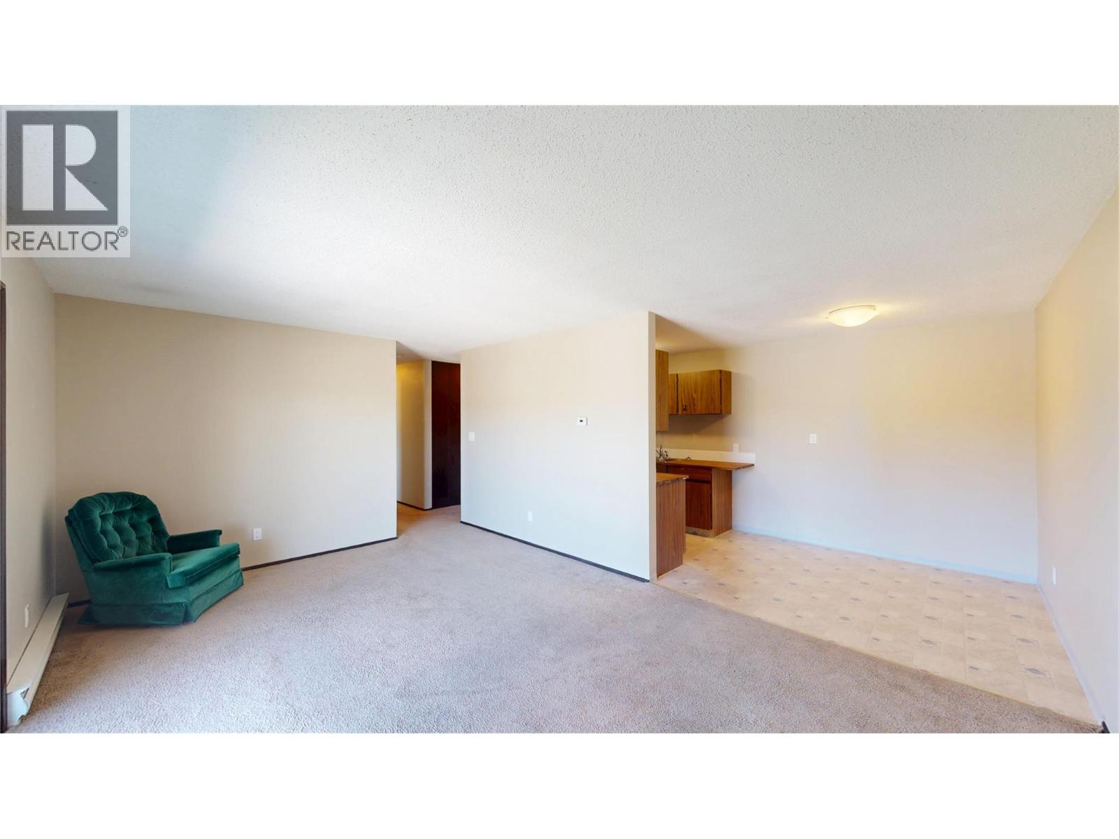 606 18th Avenue N Unit# 404, Cranbrook, British Columbia  V1C 5M1 - Photo 5 - 10389329