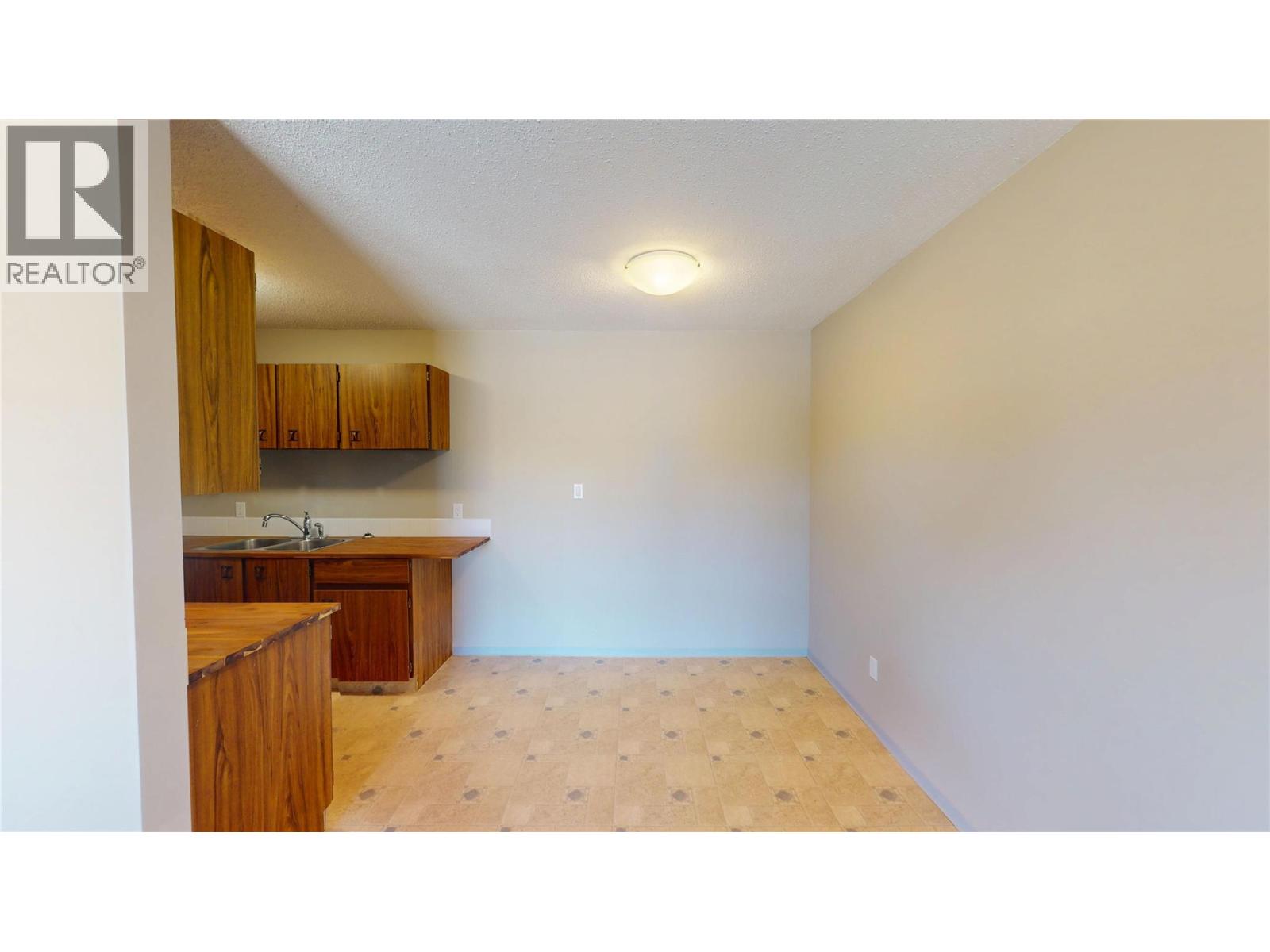 606 18th Avenue N Unit# 404, Cranbrook, British Columbia  V1C 5M1 - Photo 6 - 10389329