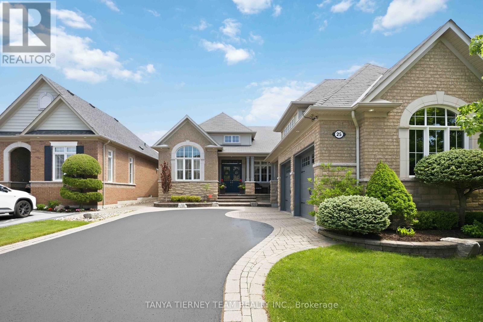 25 Montana Crescent, Whitby, Ontario  L1M 0B8 - Photo 4 - E13222426