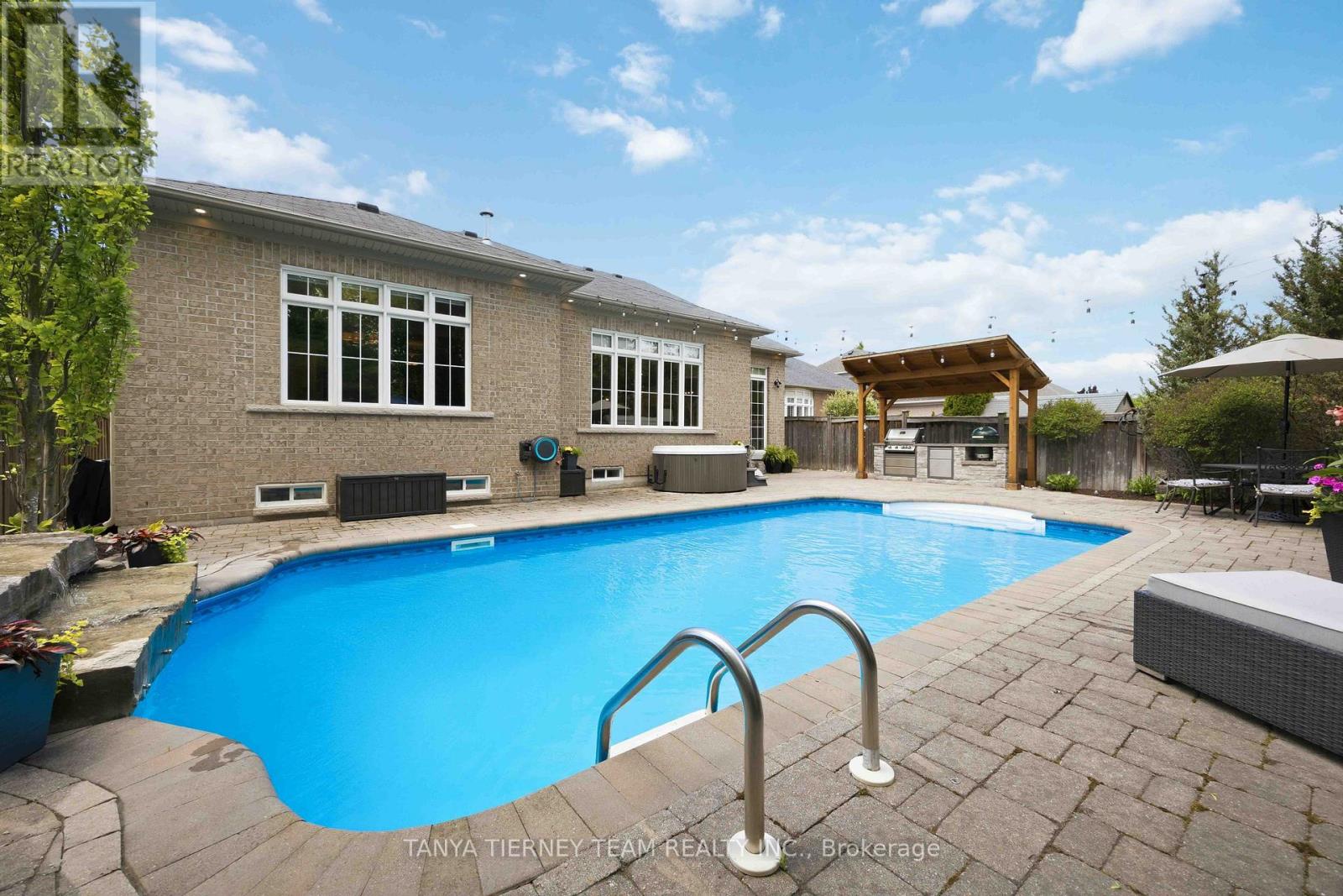25 Montana Crescent, Whitby, Ontario  L1M 0B8 - Photo 48 - E13222426