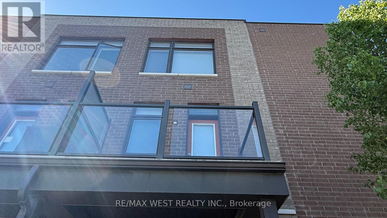 1 Allward Street, Vaughan, Ontario  L4L 0M1 - Photo 3 - N13222302