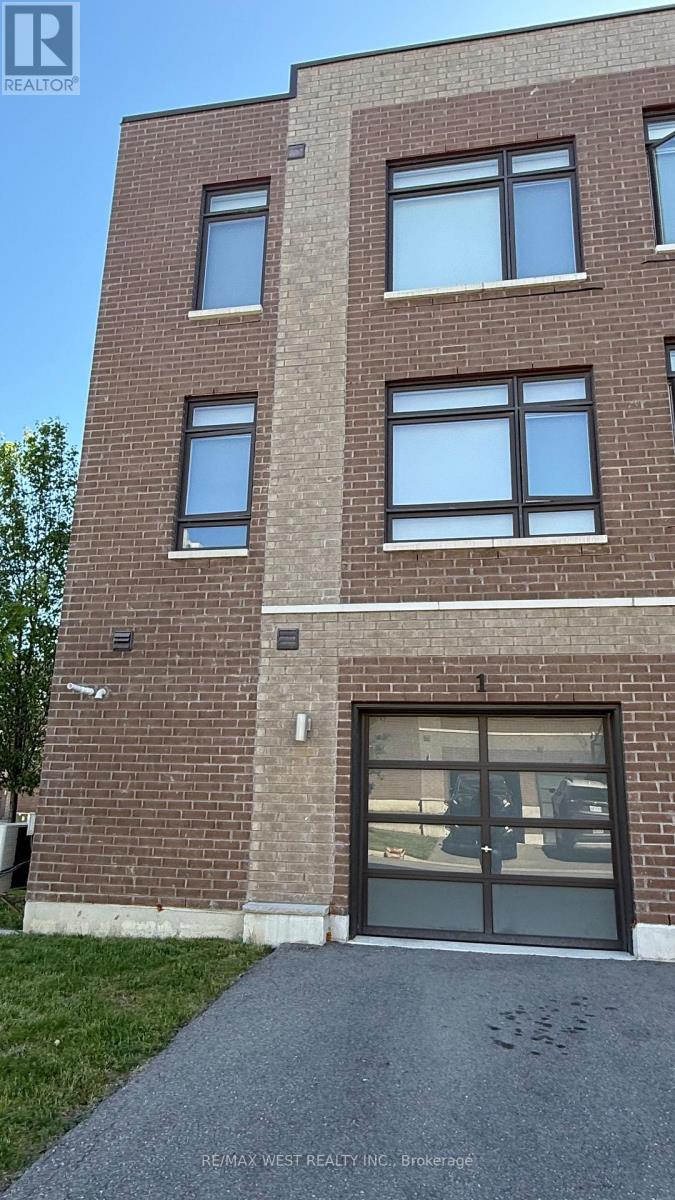 1 Allward Street, Vaughan, Ontario  L4L 0M1 - Photo 5 - N13222302
