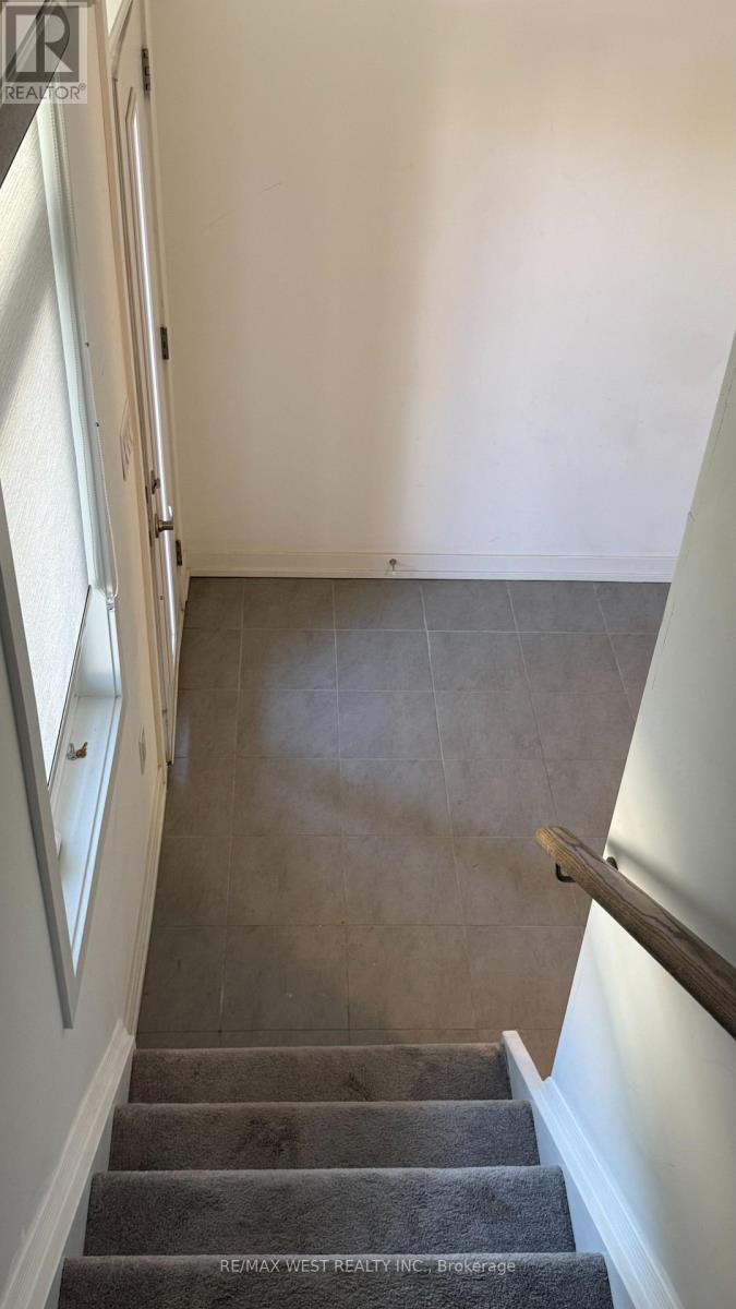 1 Allward Street, Vaughan, Ontario  L4L 0M1 - Photo 9 - N13222302