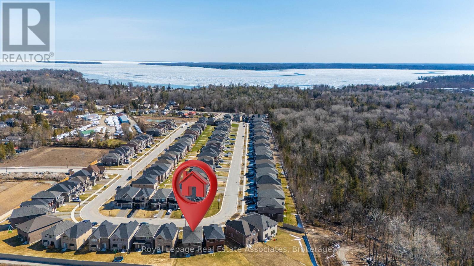 1386 Davis Loop, Innisfil, Ontario  L0L 1W0 - Photo 4 - N13222462