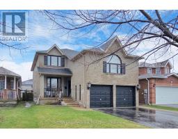 UPPER - 32 STEPHANIE LANE, Barrie, Ontario