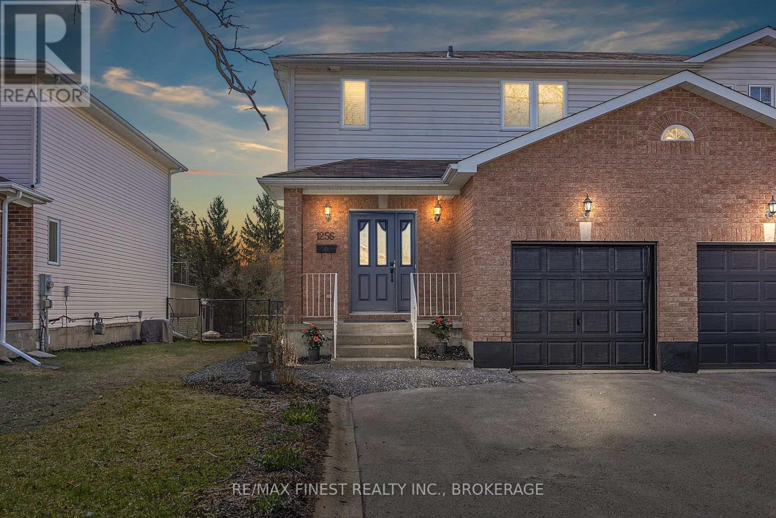 1256 BRACKENWOOD CRESCENT