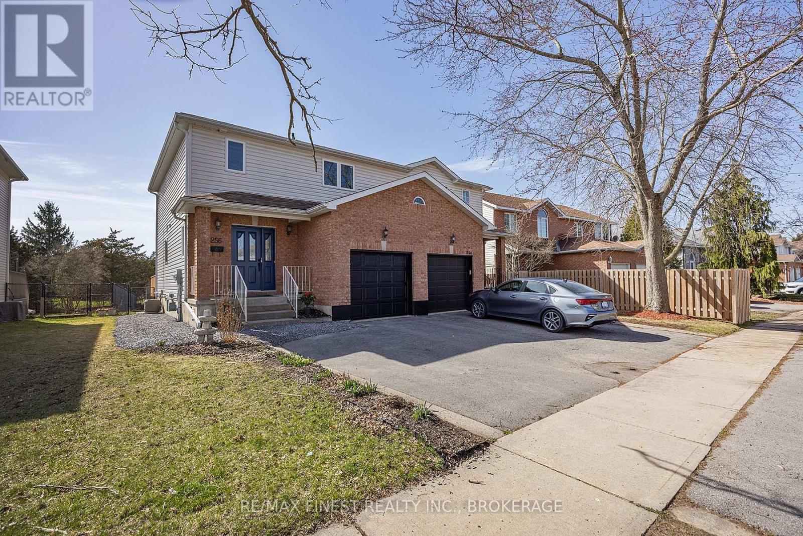 1256 Brackenwood Crescent, Kingston, Ontario  K7P 2W1 - Photo 2 - X13222528